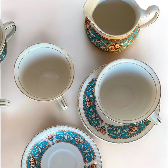 RARE Set of 6 Johnson Brothers « Old English » Teacups with Milk Creamer - Picture 2 of 4